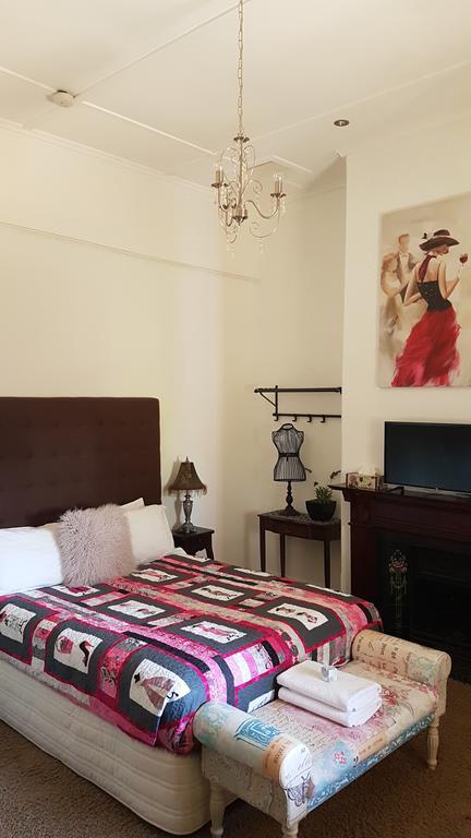 Suites On Avon York Buitenkant foto